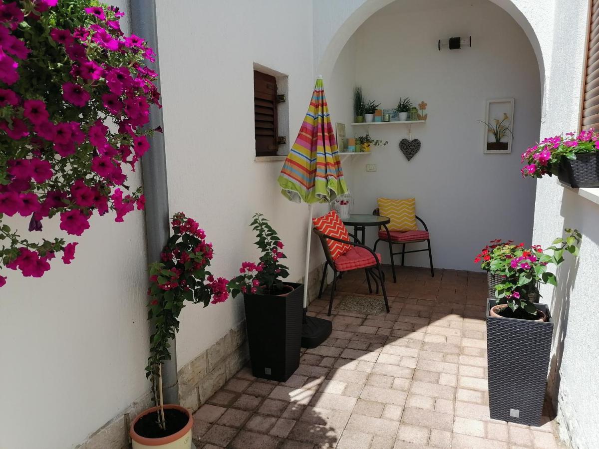 Relax Green House Rovinj Dış mekan fotoğraf
